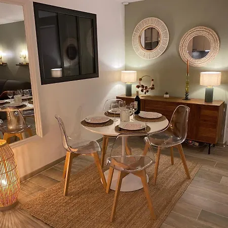 Superbe T2 44m2 - Grande Terrasse Vue Panoramique Exceptionnelle Piscine - Parking *