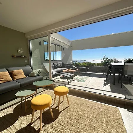 Apartment Superbe T2 44m2 - Grande Terrasse Vue Panoramique Exceptionnelle Piscine - Parking *